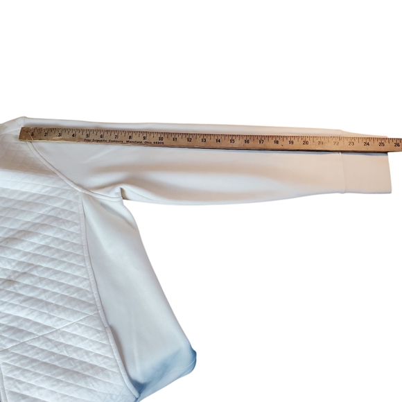 L.L. Bean Cream Quilted Women's Sweatshirt. Full zip. LG. #0169 - Picture 7 of 9